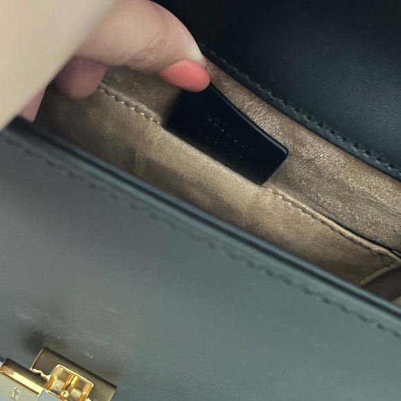 Gucci Sylvie Mini - Authentic - Picture 5 of 7